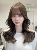 韓国ウェーブヘア シースルーバングミディアムレイヤー ベージュ