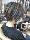 《明るい白髪染め》前下がりショートボブ×ハイライト【BUMP】★